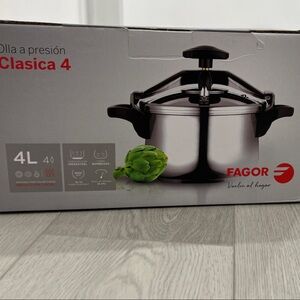 Stainless Steel Pressure Cooker - Silver